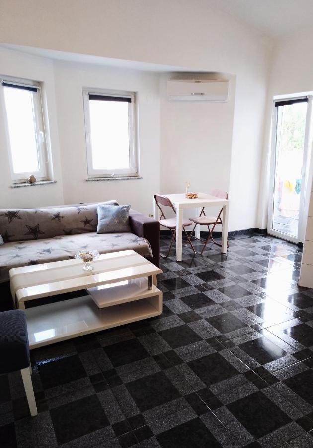 PUY Abelia Sea View Apartment מראה חיצוני תמונה